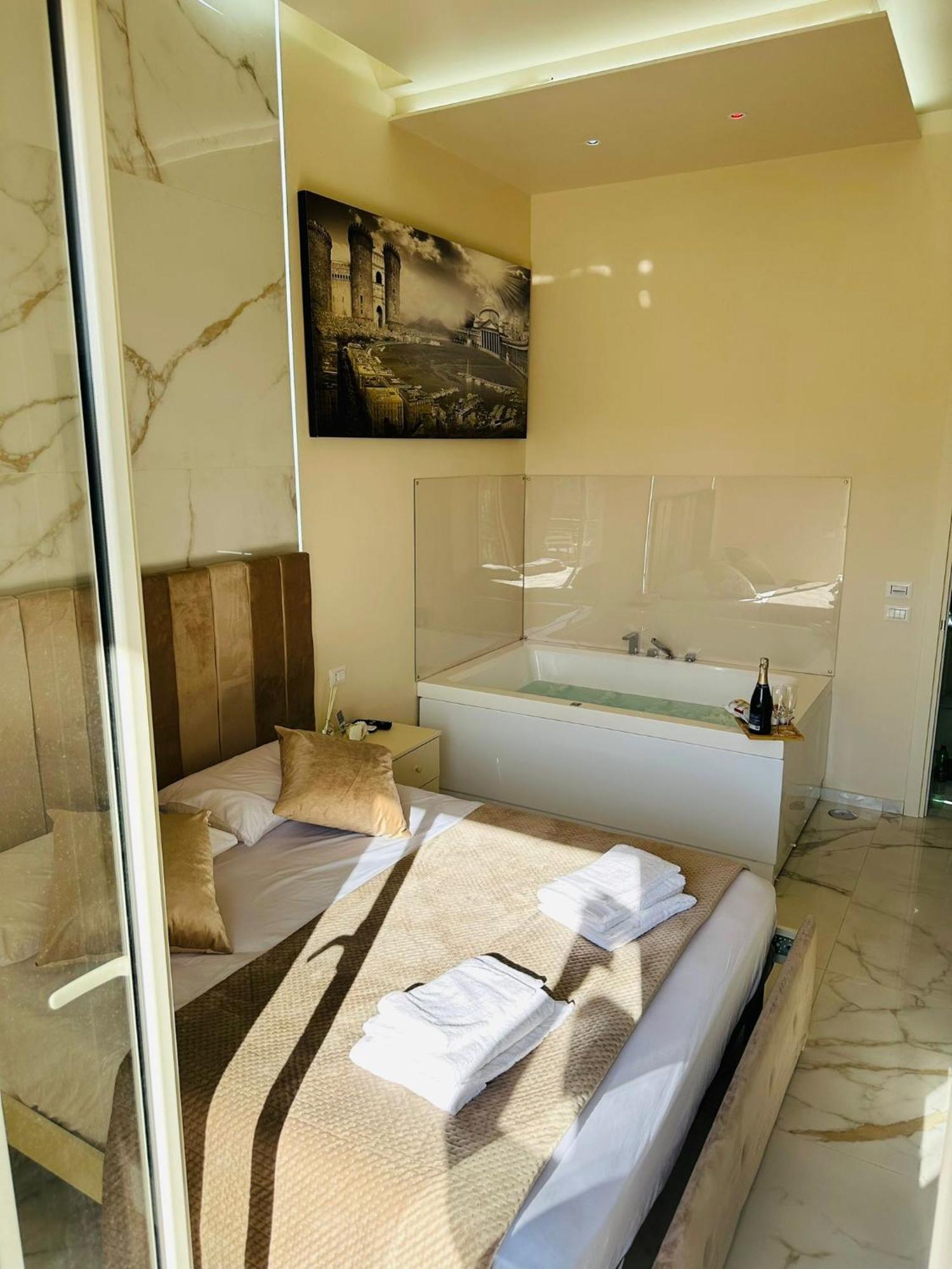Lovedream Naples Luaran gambar